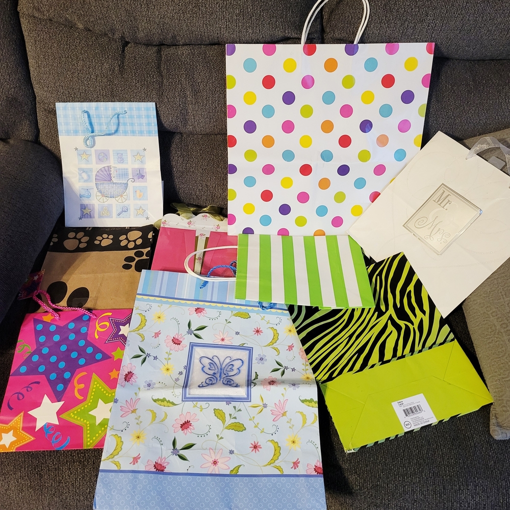 Colorful Party Gift Bags Set Of 9